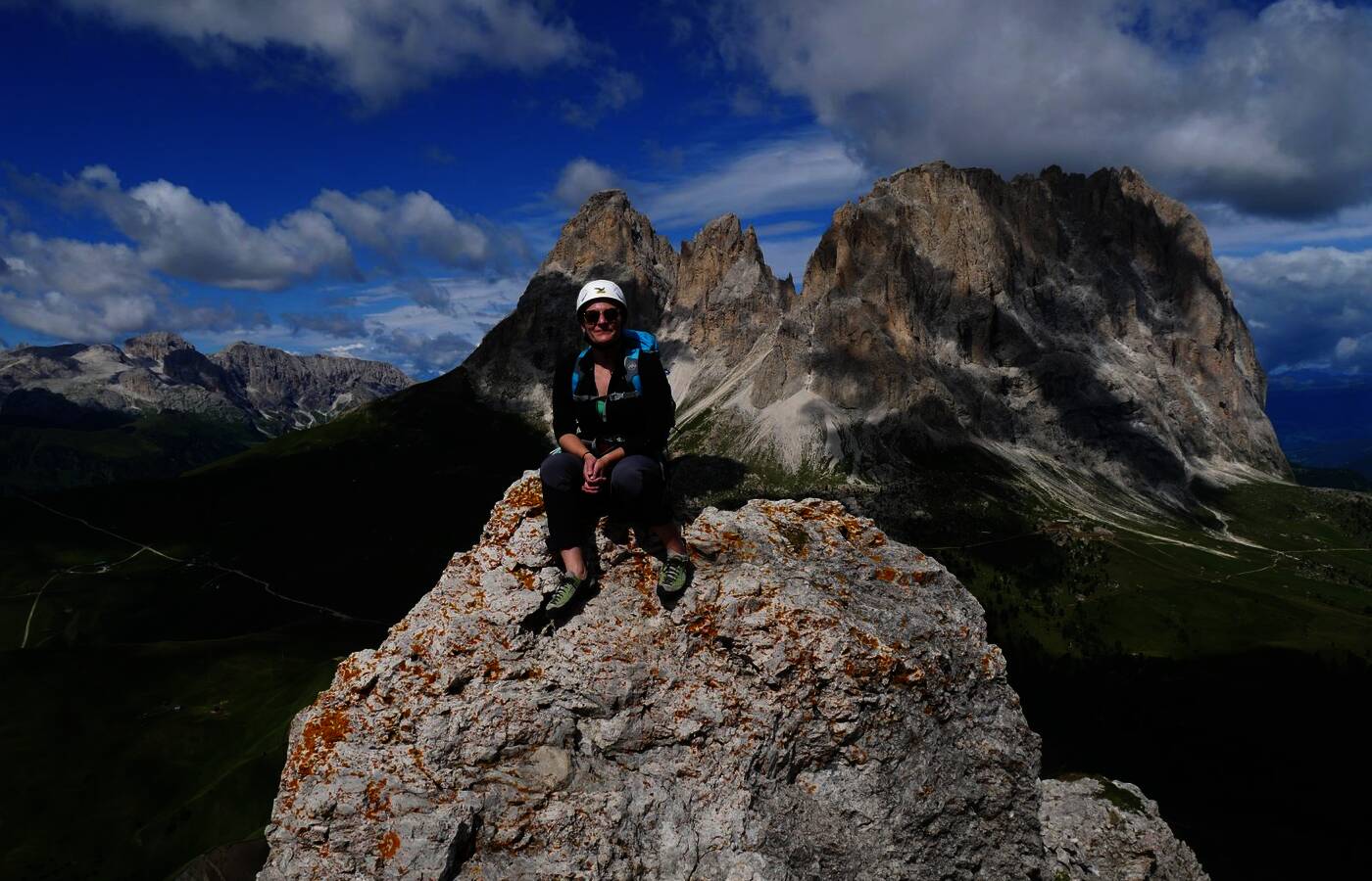 Von der Halle in den Fels
